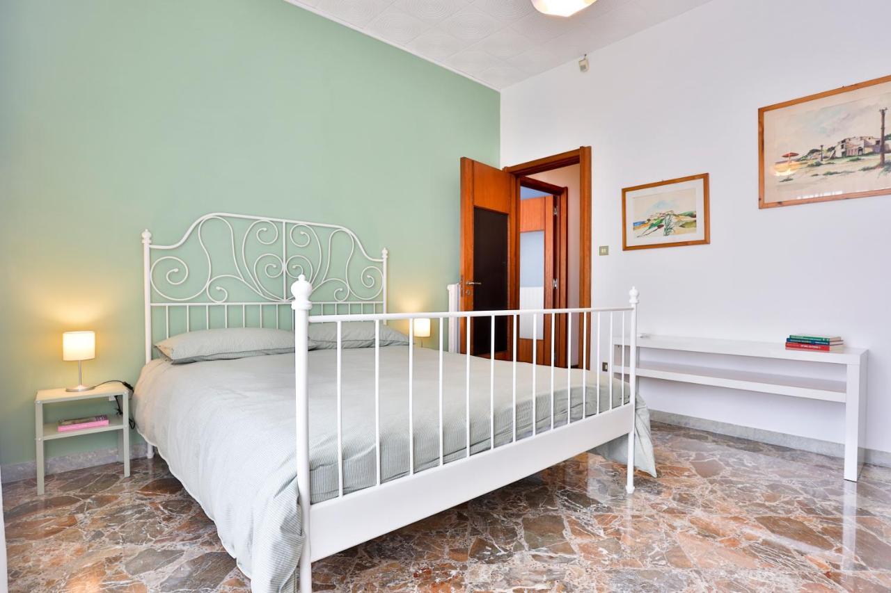 Salerno Irno Bright Apartment Exterior foto