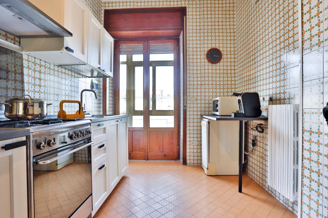 Salerno Irno Bright Apartment Exterior foto