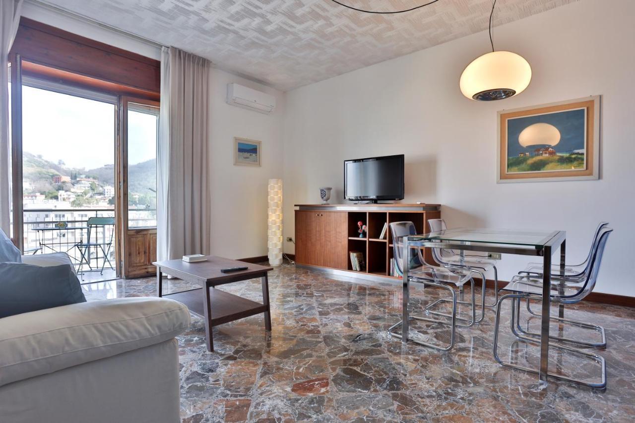 Salerno Irno Bright Apartment Exterior foto