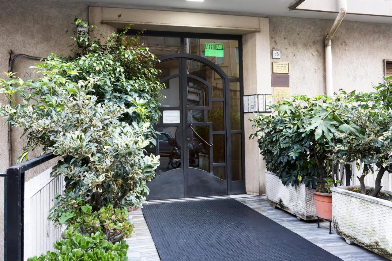 Salerno Irno Bright Apartment Exterior foto