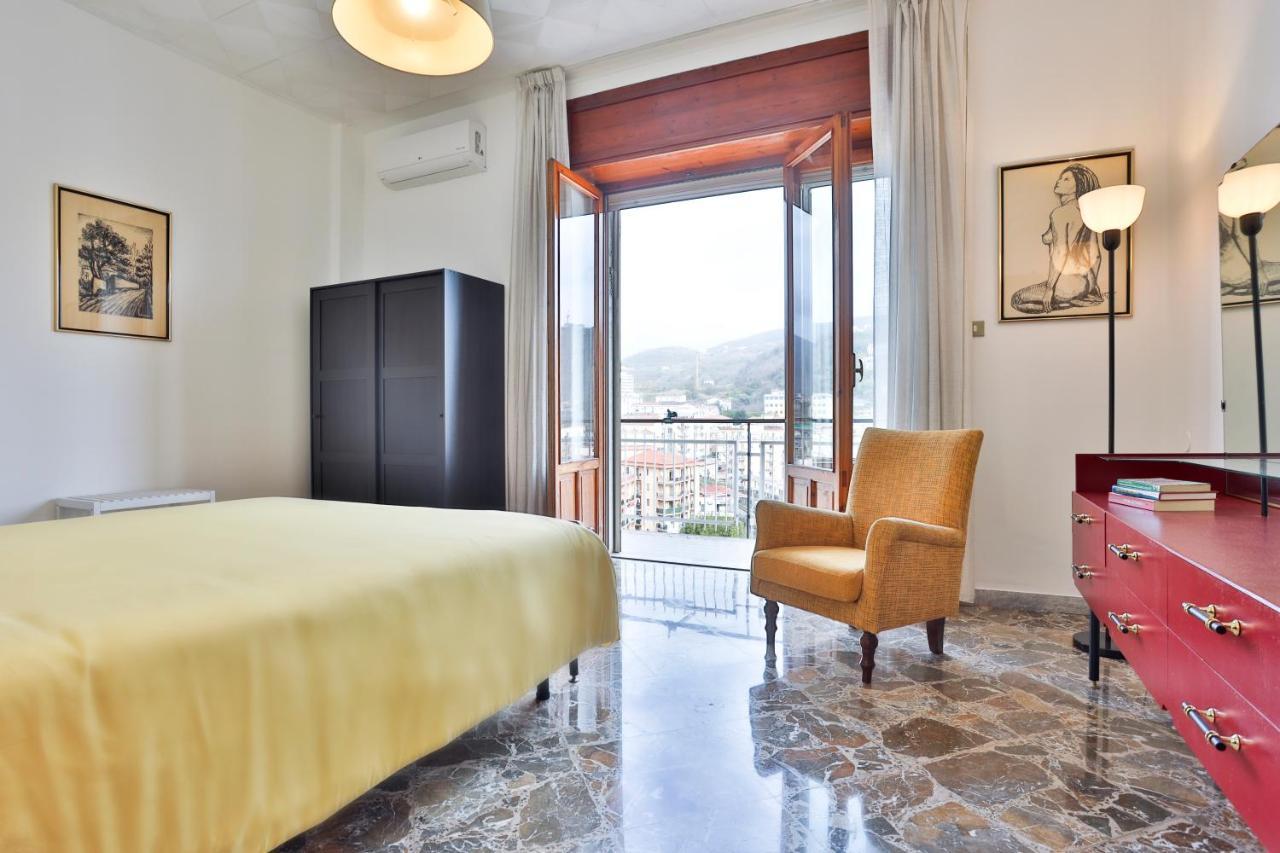 Salerno Irno Bright Apartment Exterior foto
