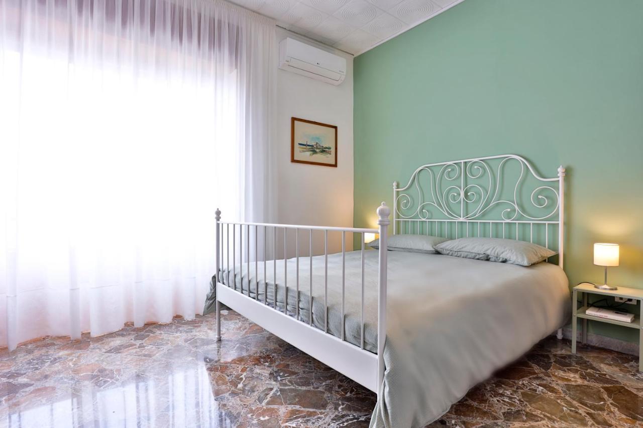 Salerno Irno Bright Apartment Exterior foto